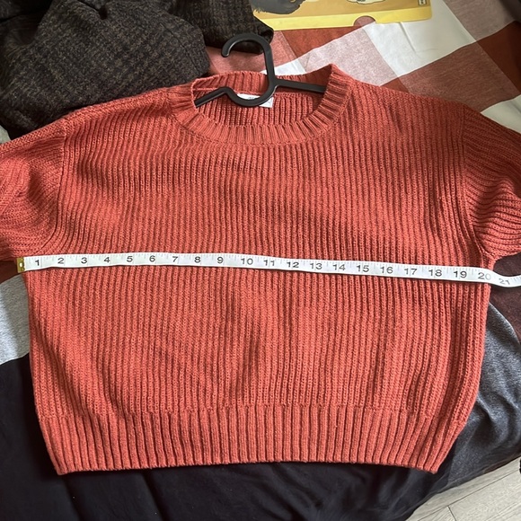 ✨2for15✨ Ardene cropped long sleeve sweater - Picture 6 of 7
